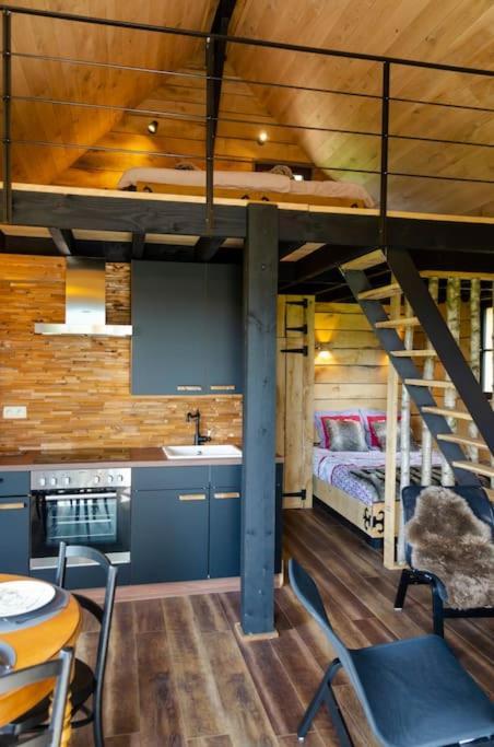 La Cabane Du Cerf Et Son Sauna Attre エクステリア 写真