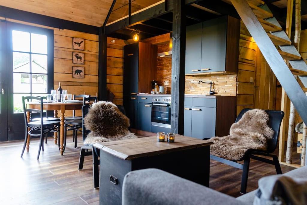 La Cabane Du Cerf Et Son Sauna Attre エクステリア 写真