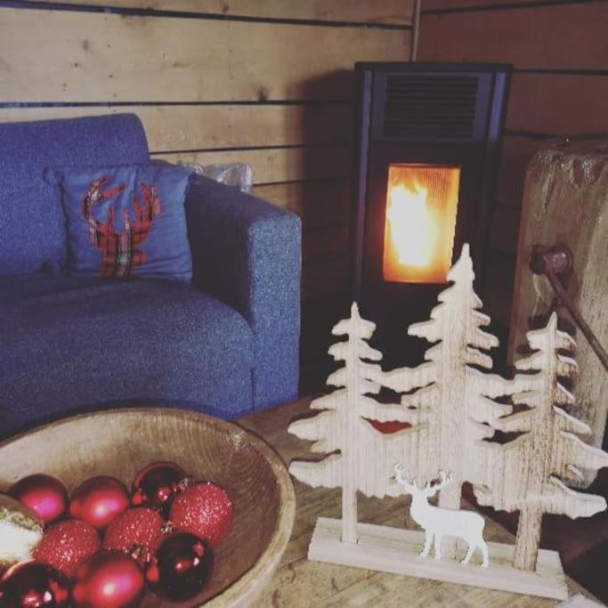La Cabane Du Cerf Et Son Sauna Attre エクステリア 写真