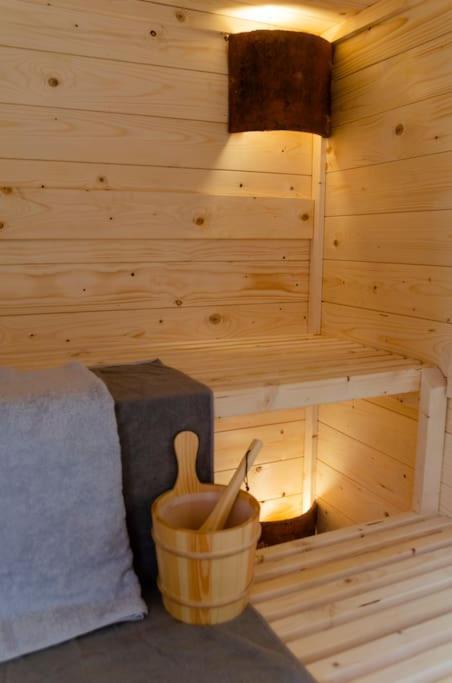 La Cabane Du Cerf Et Son Sauna Attre エクステリア 写真